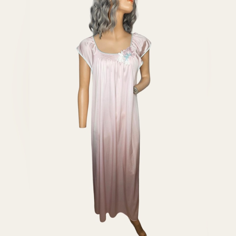 Vandemere Vintage Shear Baby Pink Nylon Long Nightgown Sz M